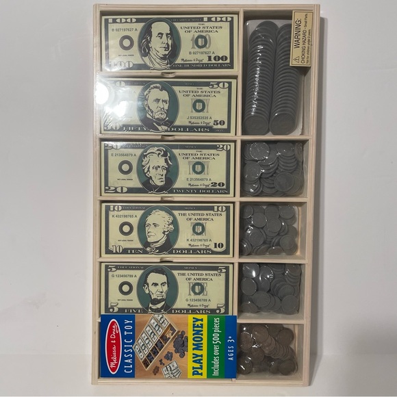 Melissa & Doug Play Money Set - Picture 3 of 5
